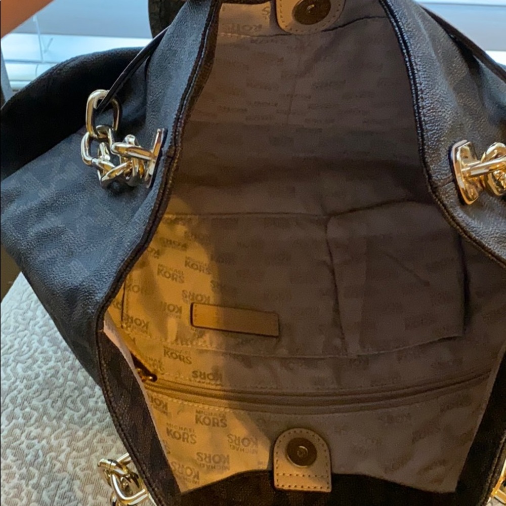 Michael Kors - Picture 3 of 3
